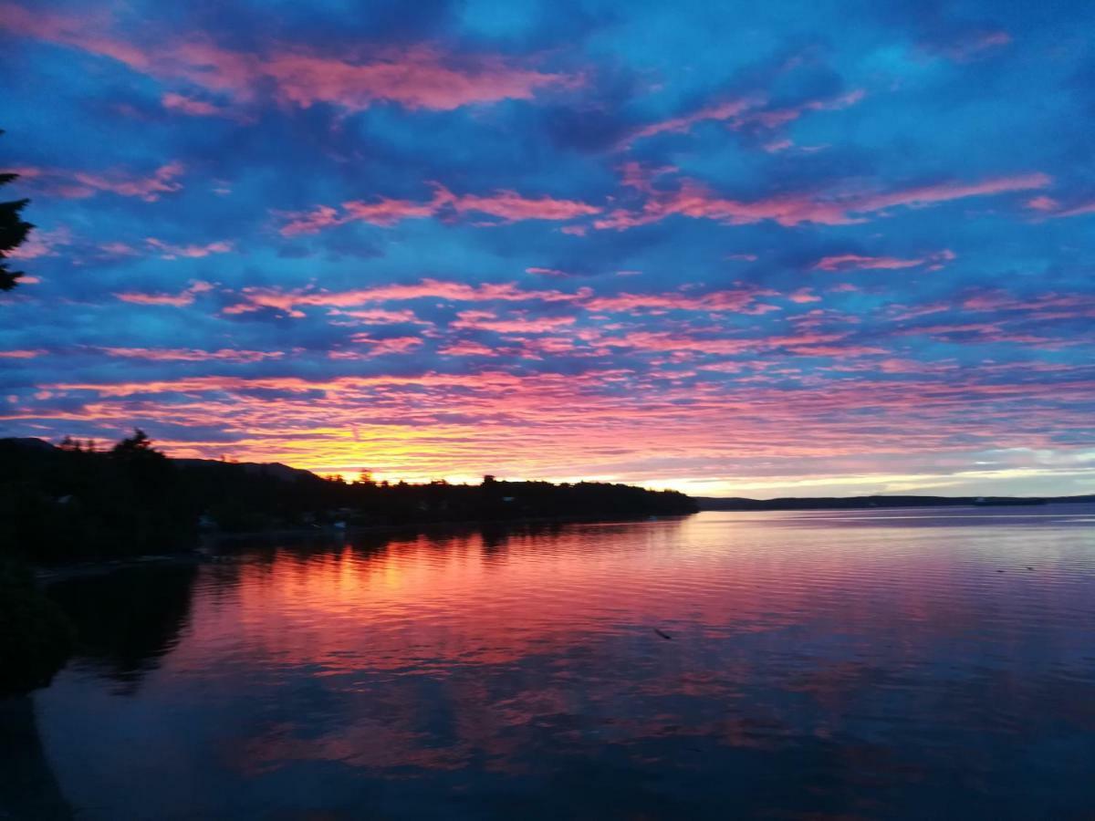 Vancouver Island Castle Cove Inn Chemainus Bagian luar foto